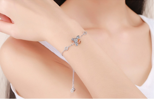 Silver Bracelet with Dancing Honey Bee Charm