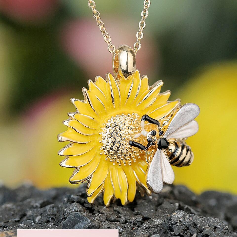 Bee On Sunflower Necklace